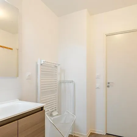 Apartamento L'oranger Cosy, Moderne, Parking Prive, Proche Tramway *