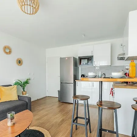 L'oranger Cosy, Moderne, Parking Prive, Proche Tramway Apartamento